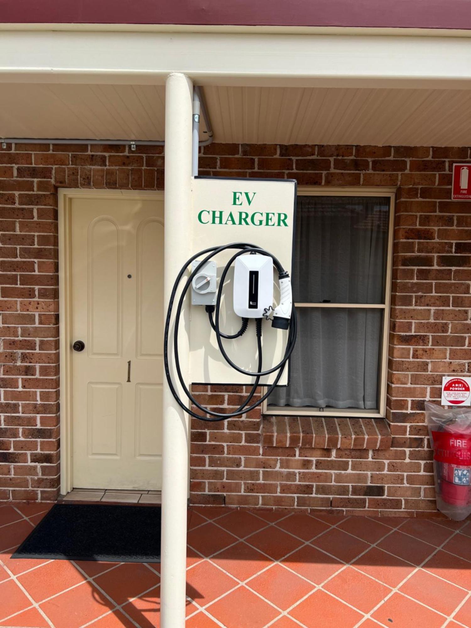 Cedar Lodge Motel Armidale Exterior foto