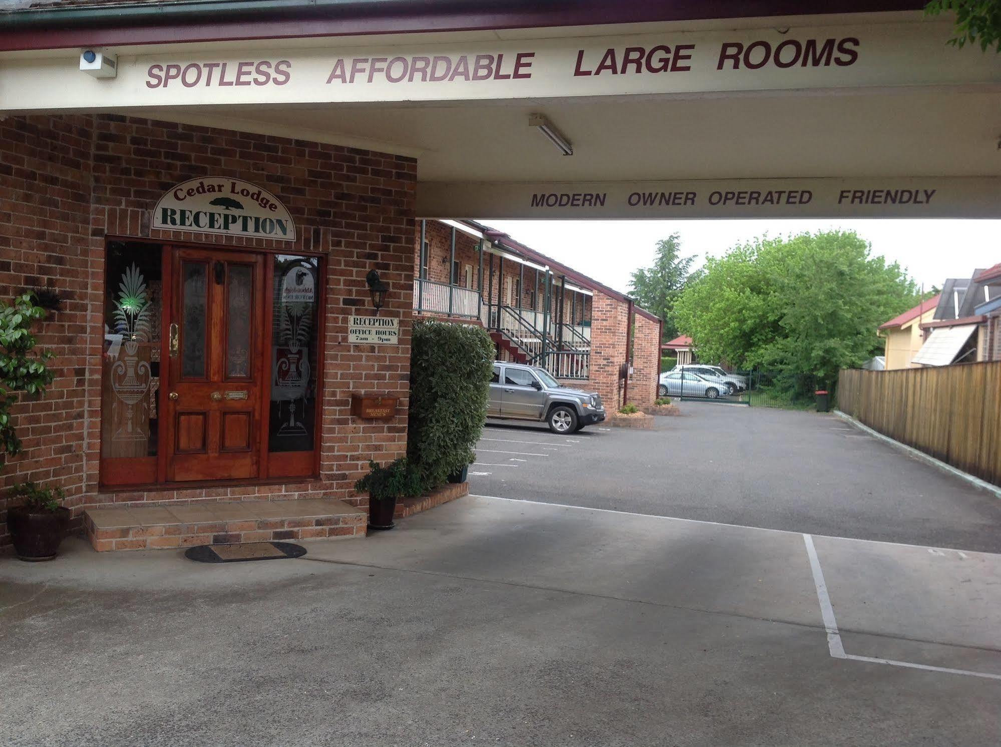 Cedar Lodge Motel Armidale Exterior foto